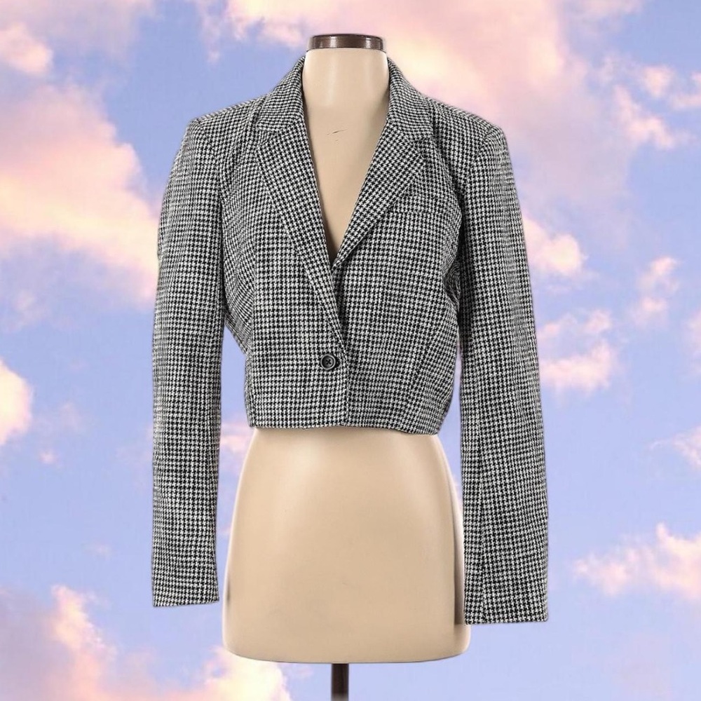 Abercrombie Houndstooth Cropped Buttoned Blazer